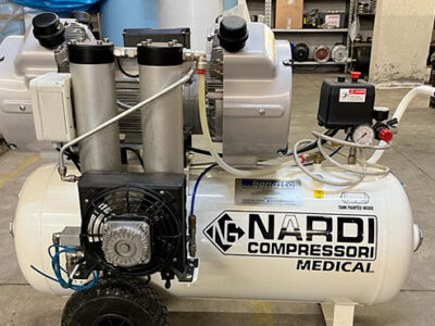 COMPRESSORE MEDICALE NARDI A PISTONI EXD 4D 90 – 10 bar CON ESSICCATORE ADSORBIMENTO