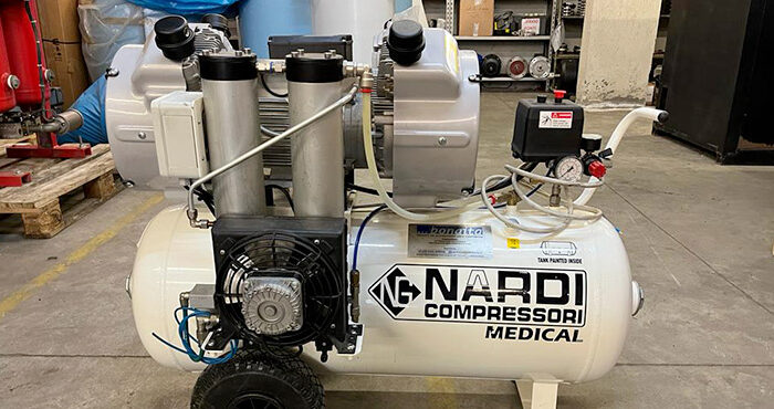 COMPRESSORE MEDICALE NARDI A PISTONI EXD 4D 90 – 10 bar CON ESSICCATORE ADSORBIMENTO